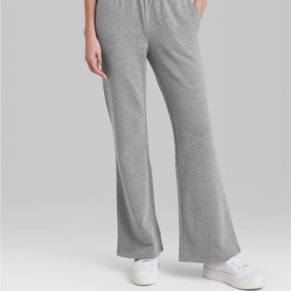 Wild Fable Women’s High-Rise Wide Leg French Terry Sweatpants | Size S